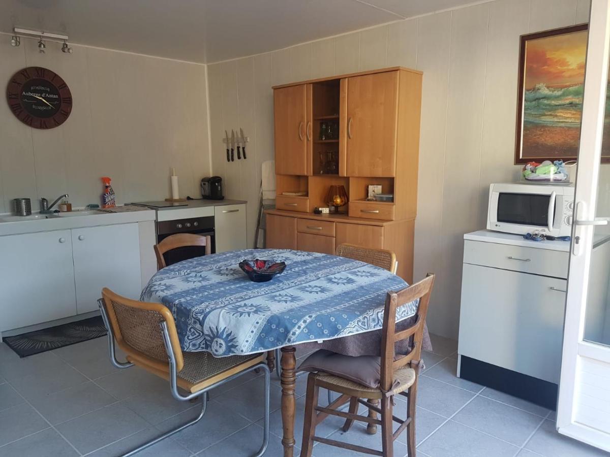 Charmante Maisonnette 2 Personnes Avec Wifi Surgeres Bagian luar foto